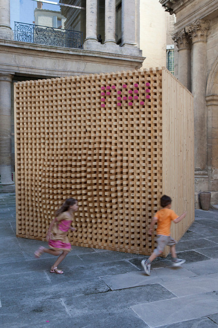 Dossier de presse | 982-03 - Communiqué de presse | Le septième Festival des Architectures Vives, un réel succès ! - Association Champ Libre - Festival des Architectures Vives (FAV) - Évènement + Exposition - PAVILLON DU FAV - Crédit photo : Festival des Architectures Vives