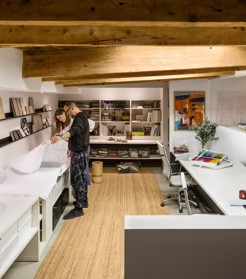 Dossier de presse | 3949-01 - Communiqué de presse | Un pôle d'inspiration : Warren Garrett choisit Montréal comme lieu d’attache sur la côte est pour ses projets internationaux - Warren Garrett - Architecture résidentielle - Crédit photo : Maxime Brouillet