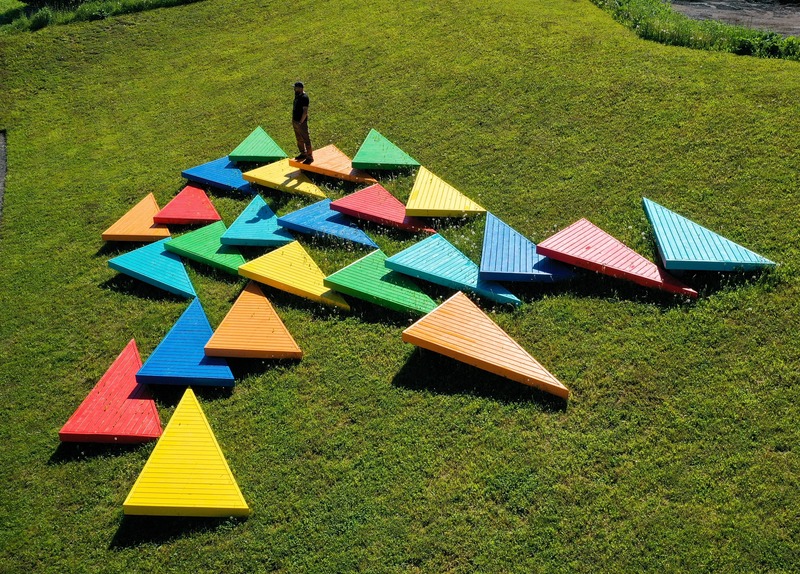 Press kit | 837-33 - Press release | The International Garden Festival Celebrates its 20th Edition - Playgrounds - International Garden Festival | Reford Gardens - Landscape Architecture - Ici et ailleurs<br>José Luis Torres<br>– Montmagny (Québec) Canada  - Photo credit: Martin Bond