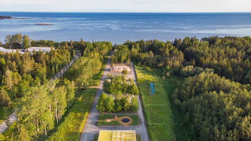 Press kit | 837-33 - Press release | The International Garden Festival Celebrates its 20th Edition - Playgrounds - International Garden Festival | Reford Gardens - Landscape Architecture - Reford Gardens - view of Saint Lawrence river - Photo credit: Jean-Christophe Lemay