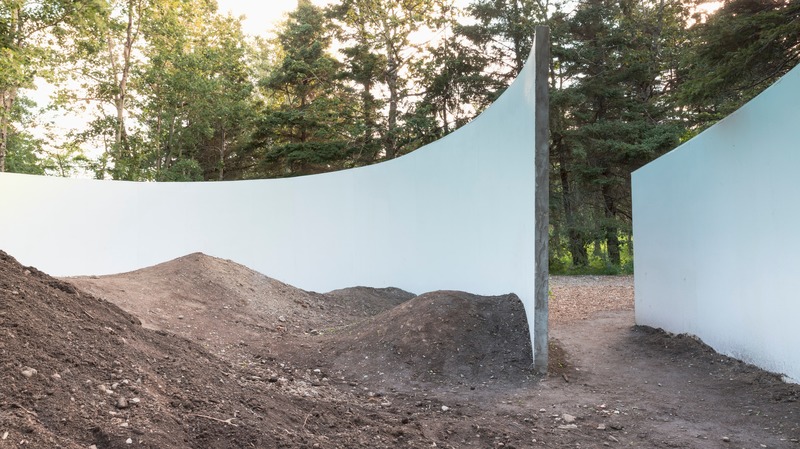Press kit | 837-33 - Press release | The International Garden Festival Celebrates its 20th Edition - Playgrounds - International Garden Festival | Reford Gardens - Landscape Architecture - Dirt Ground <br>Silvia Bachetti &amp; Agnese Casadio<br>– Bologna, Italy - Photo credit: Jean-Christophe Lemay
