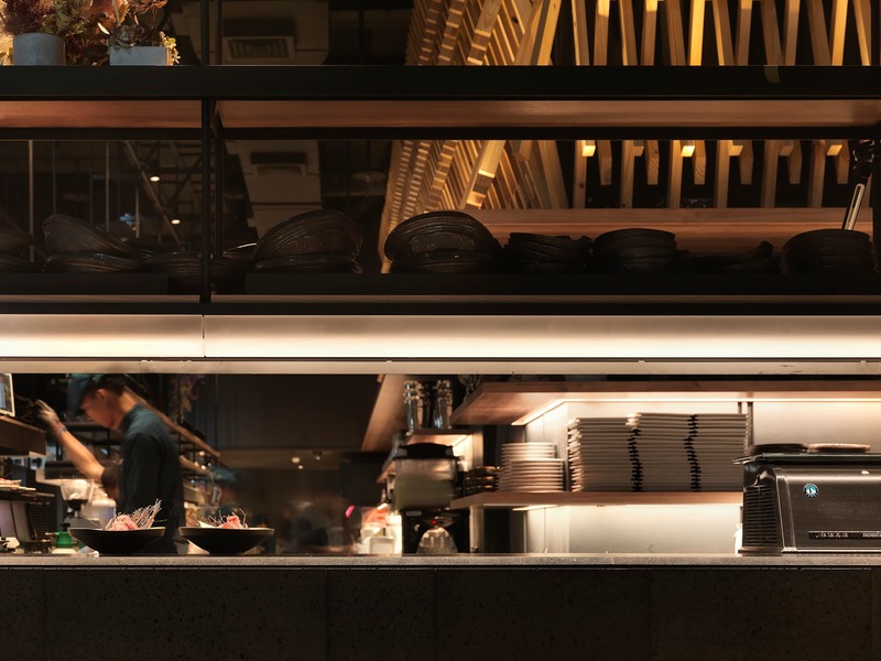 Dossier de presse | 2213-03 - Communiqué de presse | Green Isle: Out-Of-The-Box Thinking Creates New Restaurant Concept - Chain10 Architecture & Interior Design Institute - Architecture commerciale - Kitchen - Crédit photo : Moooten Studio / Qimin Wu