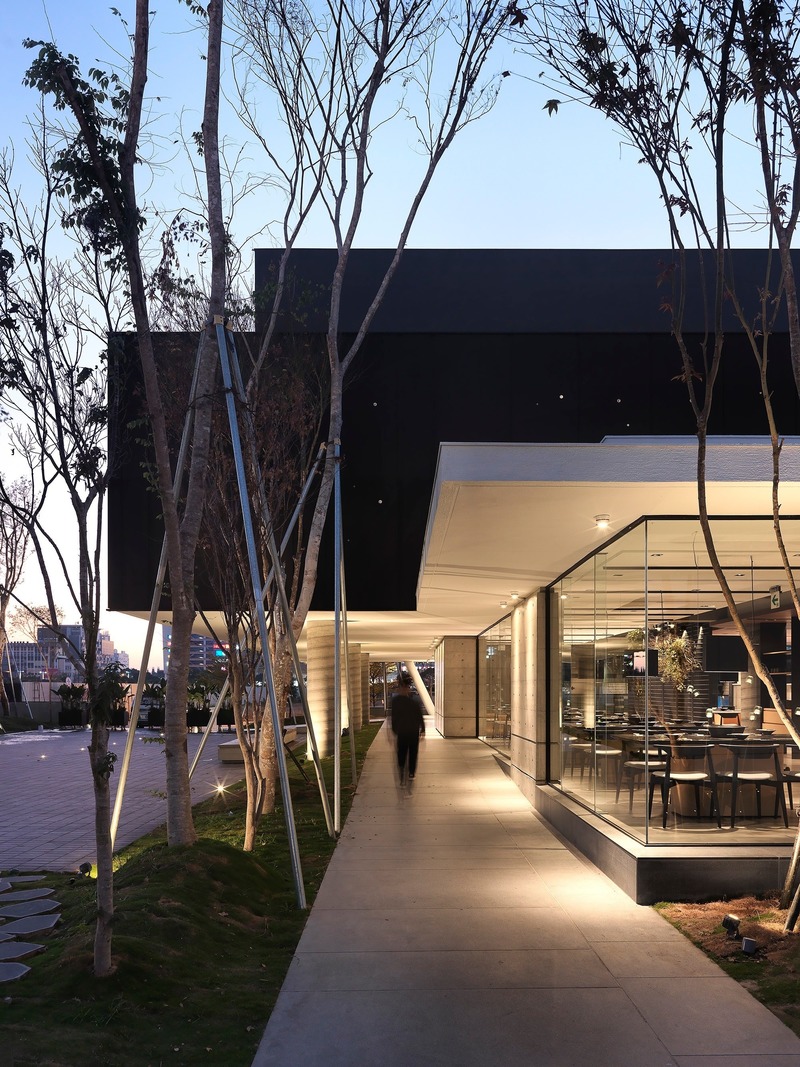 Dossier de presse | 2213-03 - Communiqué de presse | Green Isle: Out-Of-The-Box Thinking Creates New Restaurant Concept - Chain10 Architecture & Interior Design Institute - Architecture commerciale - Crédit photo : Moooten Studio / Qimin Wu