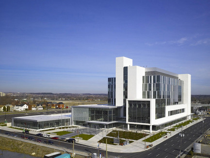 Dossier de presse | 787-07 - Communiqué de presse | WZMH Architects, The First Fifty Years - Celebration - WZMH Architects - Évènement + Exposition - DURHAM CONSOLIDATED COURTHOUSE - Crédit photo : Shai Gil