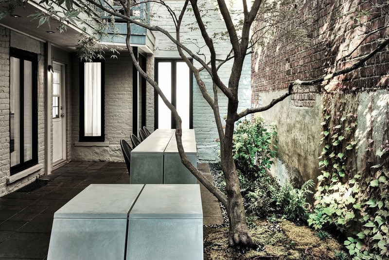 Dossier de presse | 1054-06 - Communiqué de presse | La cour intérieure - MYTO design d'espaces vivants - Architecture de paysage - Crédit photo : Pierre Béland
