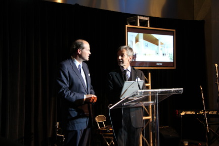 Dossier de presse | 787-07 - Communiqué de presse | WZMH Architects, The First Fifty Years - Celebration - WZMH Architects - Évènement + Exposition - Blake Hutcheson – Oxford Properties Group – CEO/President(R) Carl Blanchaer – WZMH Architects – Principal 