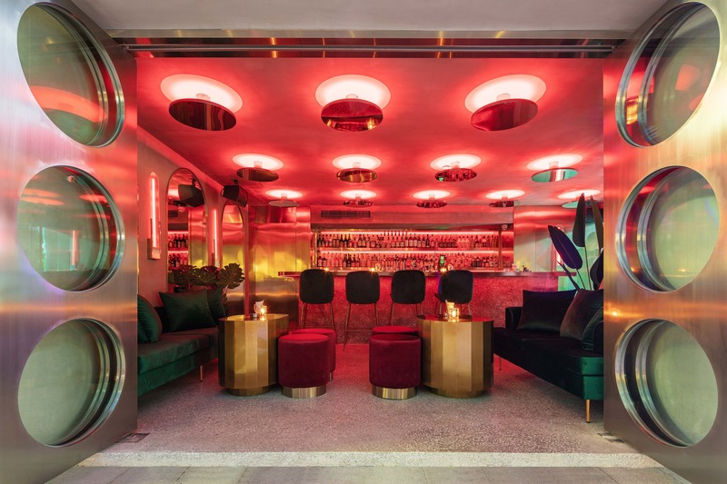 Press kit | 4178-01 - Press release | A Styled Bar in Wuhan Commercial Street - J.H Architecture - Commercial Interior Design - Photo credit: Chen Ming