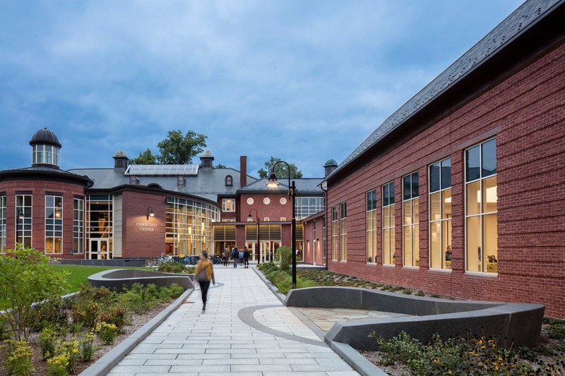 Press kit | 2757-11 - Press release | Bergmeyer Establishes West Coast Base in Los Angeles - Bergmeyer - Commercial Architecture -   <p>Community Center at Mount Holyoke College </p><p>(South Hadley, MA)</p><p><br></p><p>Designed to LEED Silver Standards </p>   - Photo credit:   Chun Y Lai Photography  
