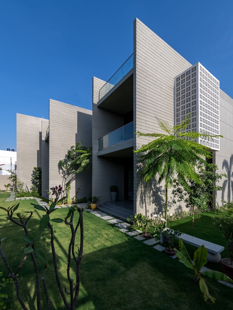 Dossier de presse | 1432-04 - Communiqué de presse | 18 Screens - Sanjay Puri Architects - Architecture résidentielle - Crédit photo : Mr. Dinesh Mehta