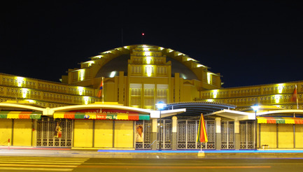 Dossier de presse | 896-02 - Communiqué de presse | Réhabilitation-extension du nouveau Marché Central de Phnom Penh - Arte Charpentier Architectes - Architecture commerciale - Crédit photo : Arte Charpentier Architectes