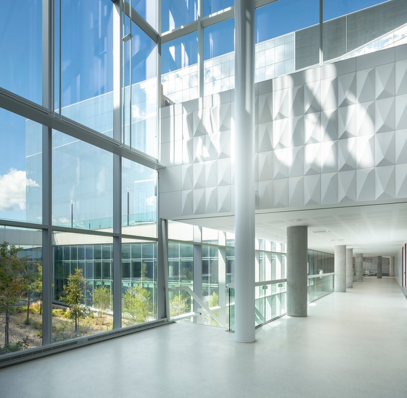 Dossier de presse | 916-14 - Communiqué de presse | Complexe des sciences du Campus MIL de l’Université de Montréal, un projet de société - Menkès Shooner Dagenais LeTourneux I Lemay I NFOE Architectes - Architecture institutionnelle - Crédit photo : Stéphane Groleau