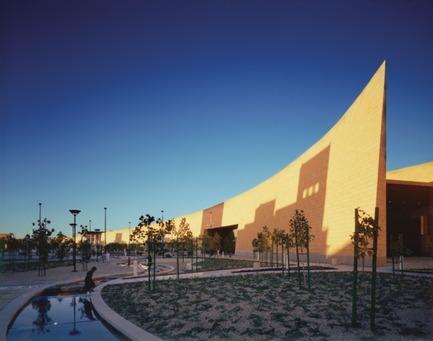 Dossier de presse | 1020-01 - Communiqué de presse | Nouveau prix prestigieux en architecture doté par Raymond Moriyama, Fraic - Institut royal d’architecture du Canada (IRAC) - Concours - Saudi Arabia National MuseumRAYMOND MORIYAMA - Crédit photo : Raymond Moriyama