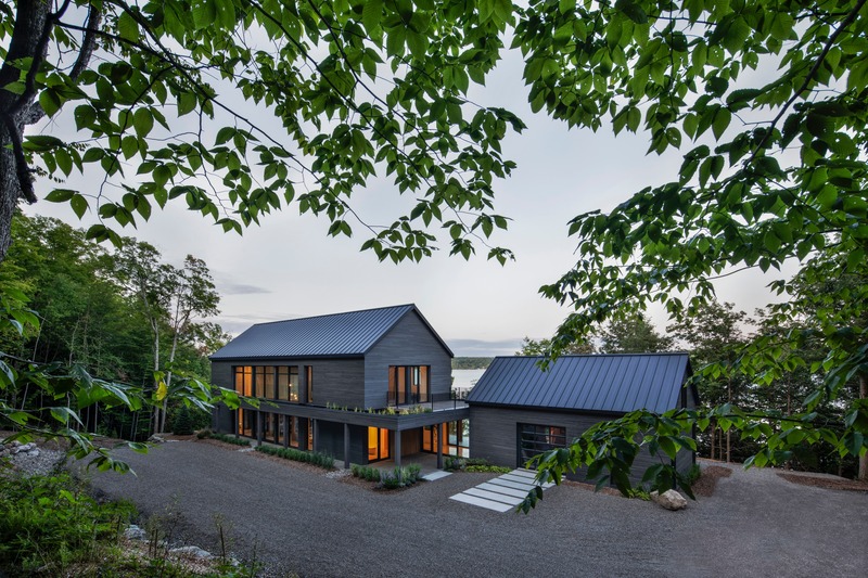Dossier de presse | 1527-09 - Communiqué de presse | Résidence du Cap St-Martin - Bourgeois / Lechasseur architectes - Architecture résidentielle - Crédit photo : Adrien Williams