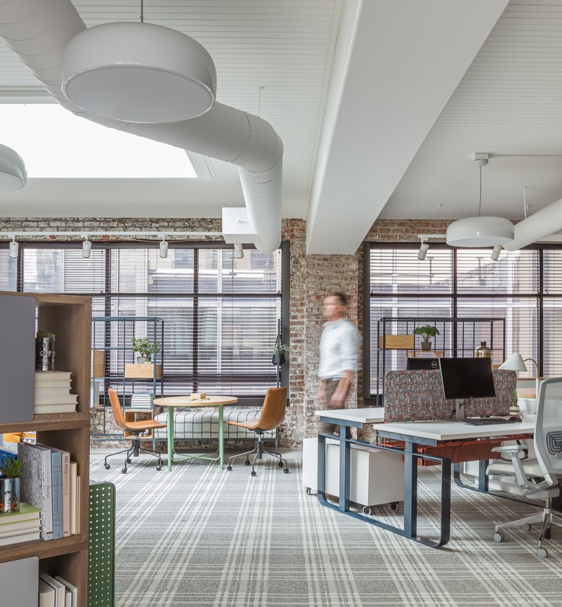 Press kit | 2886-03 - Press release | objekts - SkB Architects - Commercial Interior Design - The open studio is eclectic, illustrating how uniformity can be dethroned by an approachable, less rigid design.  - Photo credit: Nicholas Worley