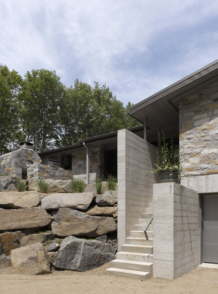 Dossier de presse | 780-02 - Communiqué de presse | La maison de Bromont - Paul Bernier Architecte - Architecture résidentielle - Crédit photo : James Brittain