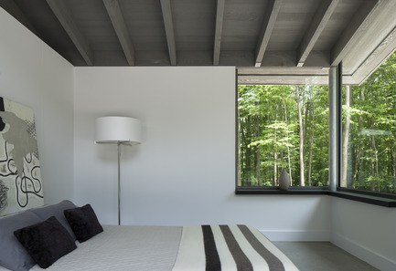 Dossier de presse | 780-02 - Communiqué de presse | La maison de Bromont - Paul Bernier Architecte - Architecture résidentielle - Crédit photo : James Brittain