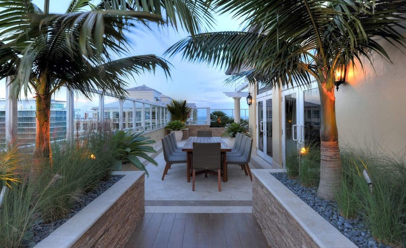 Dossier de presse | 3040-02 - Communiqué de presse | Landscape Design Workshop celebrates (3) Architecture MasterPrize™ Design Awards - Landscape Design Workshop - Architecture de paysage - Key Biscayne Penthouse: Framing Views - Crédit photo : Landscape Design Workshop