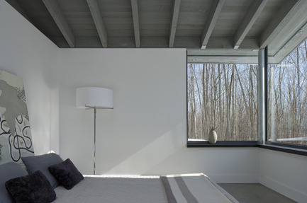Dossier de presse | 780-02 - Communiqué de presse | La maison de Bromont - Paul Bernier Architecte - Architecture résidentielle - Crédit photo : James Brittain