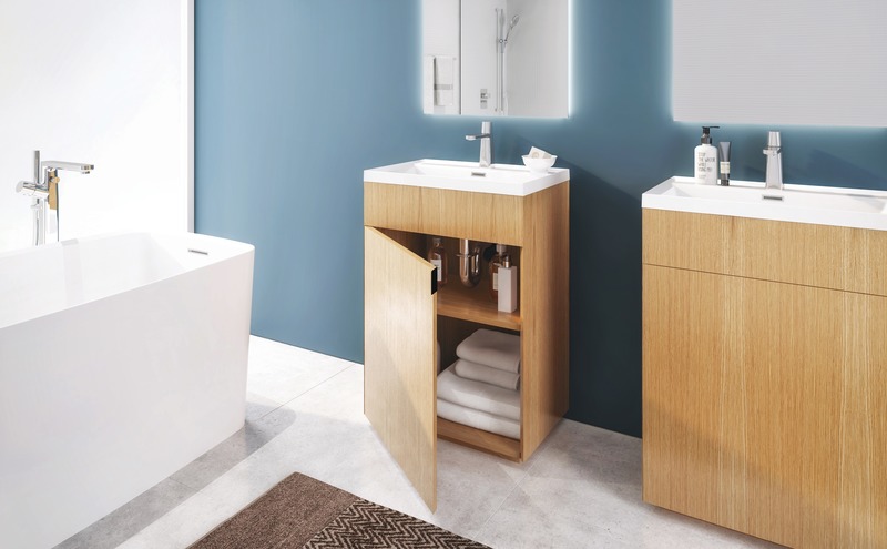 Press kit | 2342-06 - Press release | Relaxation Redefined - WETSTYLE’S fresh new Collections are what Dreams are Made of - WETSTYLE - Industrial Design -  LAB 2 Bathtub &amp; STELLÉ pedestal (Oak Natural) + LAB Drop-in Lavatory  - Photo credit: WETSTYLE