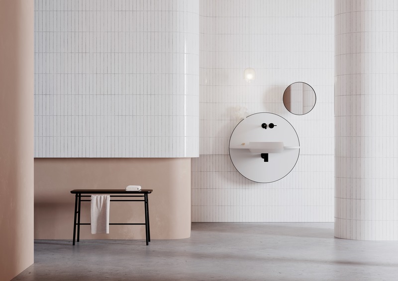 Dossier de presse | 2704-09 - Communiqué de presse | "A la Fresca" - Merging Indoors and Outdoors - imm cologne 2020, Koelnmesse GmbH - Évènement + Exposition - <p>Arco, a piece of bathroom furniture with an integrated mirror and a shelving system hiding behind the glass, is a 2018 design by MUT for Italian manufacturer Ex-t design. The washbasin can be exchanged for a countertop to create an elegant console for the home.</p> - Crédit photo : <p>Andres Reisinger</p>