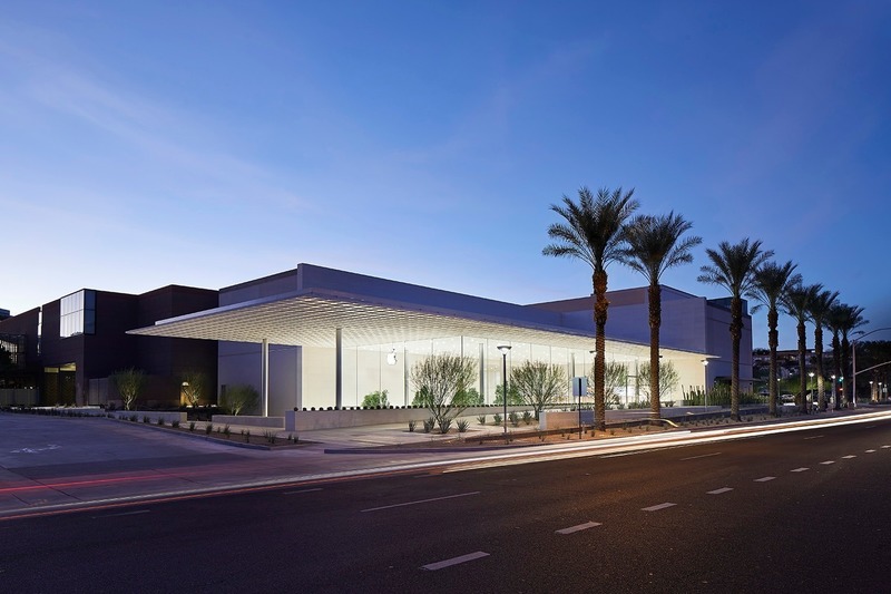 Dossier de presse | 1124-26 - Communiqué de presse | WINWAN Live 2019: World Architecture News Winners - Haymarket Media Group - World Architecture News - Évènement + Exposition - Apple Scottsdale Fashion Square, Ennead Architects - Crédit photo : Hufton and Crow, Ennead Architects