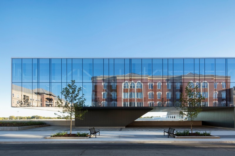 Press kit | 1456-09 - Press release | Laurier Brantford YMCA - CannonDesign - Commercial Architecture - Photo credit: Adrien Williams
