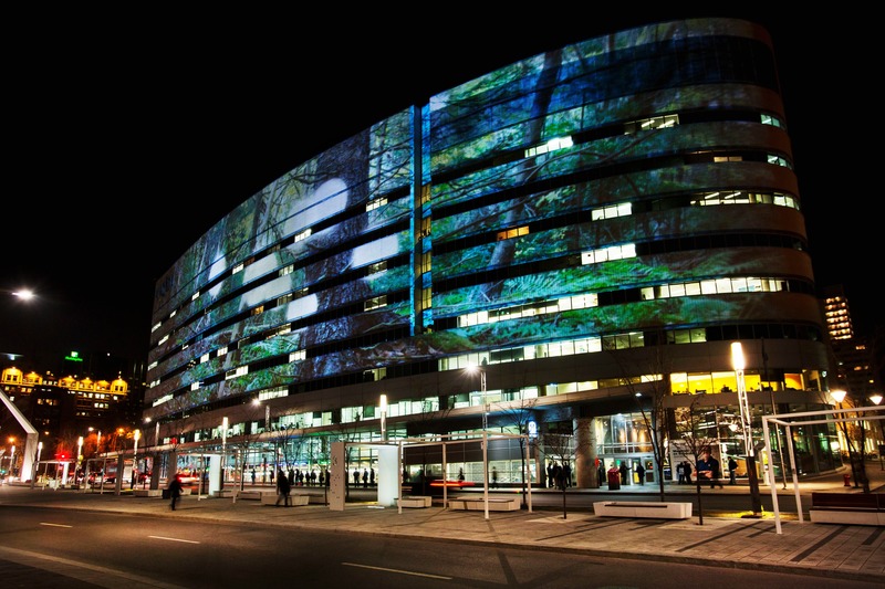 Press kit | 583-21 - Press release | Luminothérapie: 10 Years of Winter Creativity in the Quartier des Spectacles - Quartier des Spectacles Partnership - Event + Exhibition - LE JOUR DES 8 SOLEILS, by Pascal Grandmaison, in collaboration with Antoine Bédard, Marie-Claire Blais, Serge Murphy, Simon Guilbault and Pierre Lapointe - Photo credit: Martine Doyon<br>