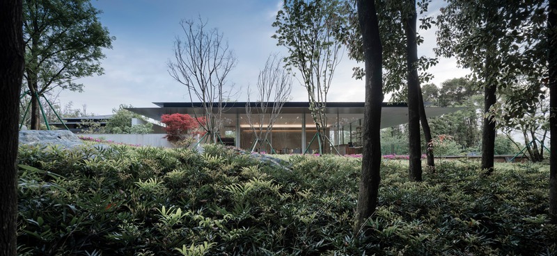 Dossier de presse | 4181-01 - Communiqué de presse | Greentown Yiwu Peach Blossom Land Living Experience Centre - Hangzhou 9M Architectural Design Co., Ltd. - Évènement + Exposition - Merge into the Nature - Crédit photo : Li Yao