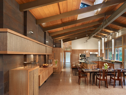 Dossier de presse | 1015-01 - Communiqué de presse | Lake Forest Park Renovation - Finne Architects - Design d’intérieur résidentiel - Crédit photo : Benjamin Benschneider Photography