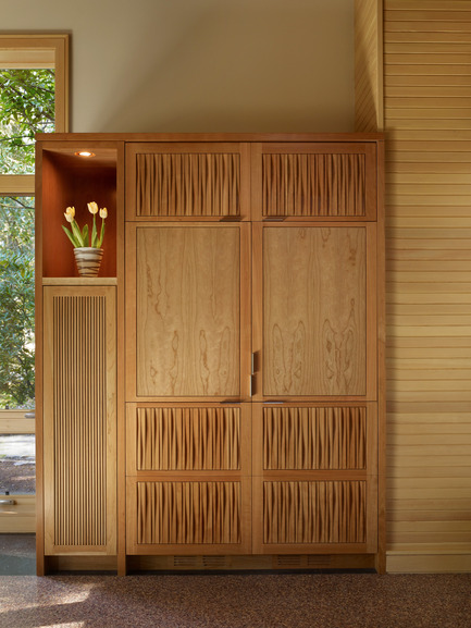 Dossier de presse | 1015-01 - Communiqué de presse | Lake Forest Park Renovation - Finne Architects - Design d’intérieur résidentiel - Crédit photo : Benjamin Benschneider Photography