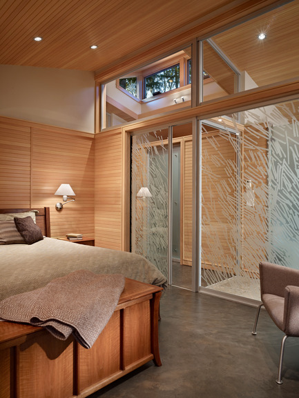Dossier de presse | 1015-01 - Communiqué de presse | Lake Forest Park Renovation - Finne Architects - Design d’intérieur résidentiel - Crédit photo : Benjamin Benschneider Photography