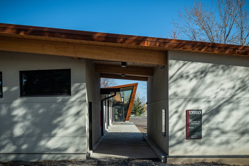 Press kit | 4235-01 - Press release | Corten pavilion - Les Architectes Labonté Marcil - Institutional Architecture - Photo credit: Martin Girard<br>