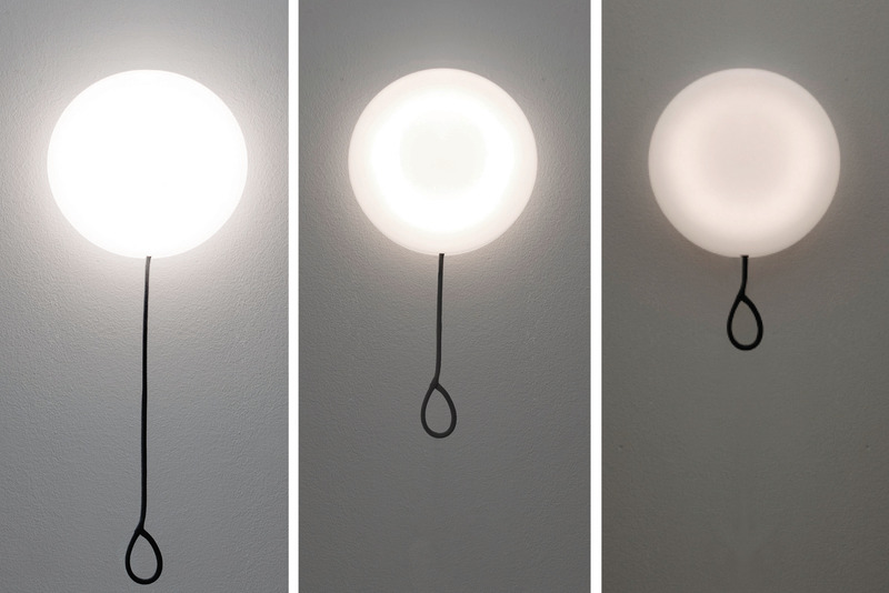 Dossier de presse | 2704-10 - Communiqué de presse | Pure Talents Contest 2020: 20 ideas for the lifestyles of tomorrow - imm cologne 2020, Koelnmesse GmbH - Évènement + Exposition - <p>JoJo by Sofia Souidi</p><p> <br></p><p>JoJo is a lamp that is wound up by a string and emits a bright, warm light. Within a short period of time, the light becomes dimmer before it goes out. The idea for the project is that the change in light can create a sense of time. The playful interaction of the pulling to turn the light on is reminiscent of a yo-yo, or “Jo-Jo” in German, and gives the lamp its name and its shape.</p> - Crédit photo : Sofia Souidi; Koelnmesse