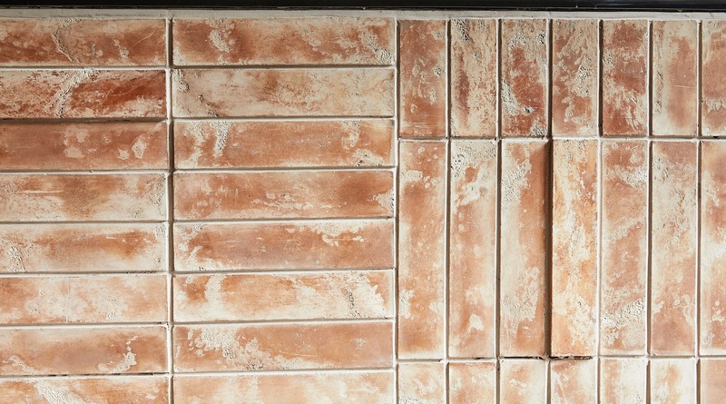 Dossier de presse | 4369-01 - Communiqué de presse | Loqui, Handcrafted Taqueria - Wick Architecture and Design - Architecture commerciale - Loqui Interior: Brick Detail - Crédit photo : Nicole LaMotte
