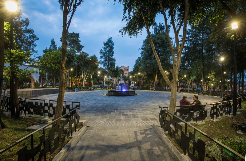 Dossier de presse | 4176-01 - Communiqué de presse | San Jacinto Square’s Urban Renewal - estereotomia - Design urbain - Main Plaza - Crédit photo : Jaime Navarro