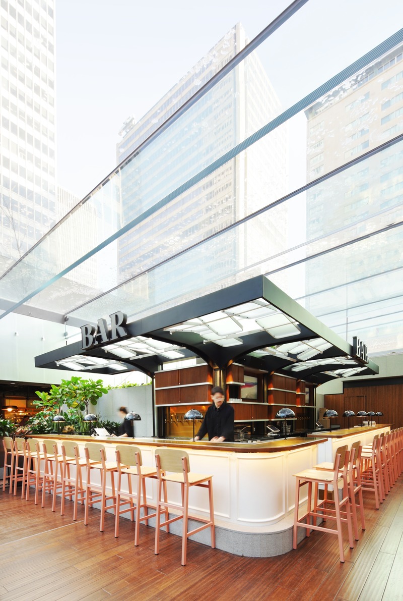 Dossier de presse | 1303-12 - Communiqué de presse | Ouverture officielle du Cathcart Restaurants et Biergarten à Place Ville Marie - Sid Lee Architecture | Menkès Shooner Dagenais LeTourneux Architectes - Design d’intérieur commercial - Crédit photo : Sid Lee Architecture
