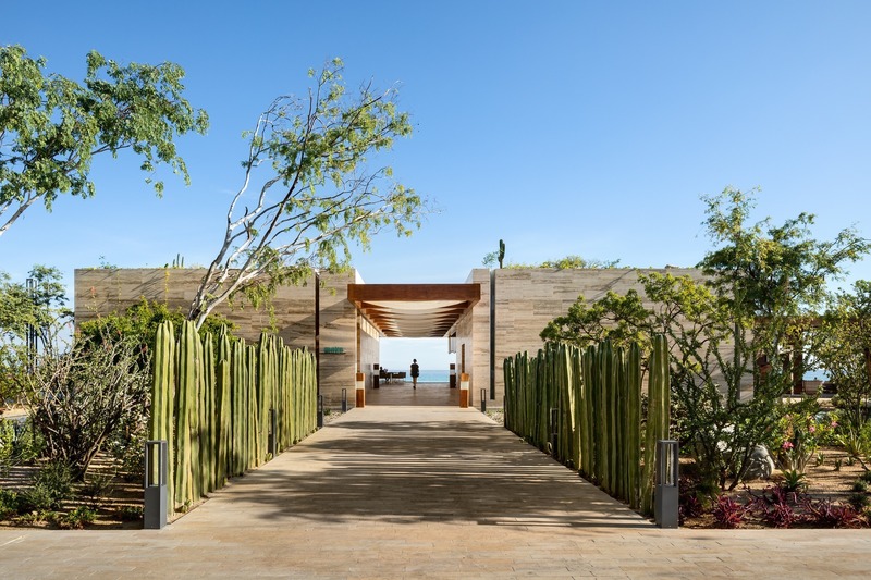 Dossier de presse | 3120-02 - Communiqué de presse | Solaz Los Cabos Hotel - Sordo Madaleno - Architecture commerciale -         <p class="">Exterior View - Mako’s Lobby </p> - Crédit photo : © Sordo Madaleno Arquitectos, photo by Rafael Gamo