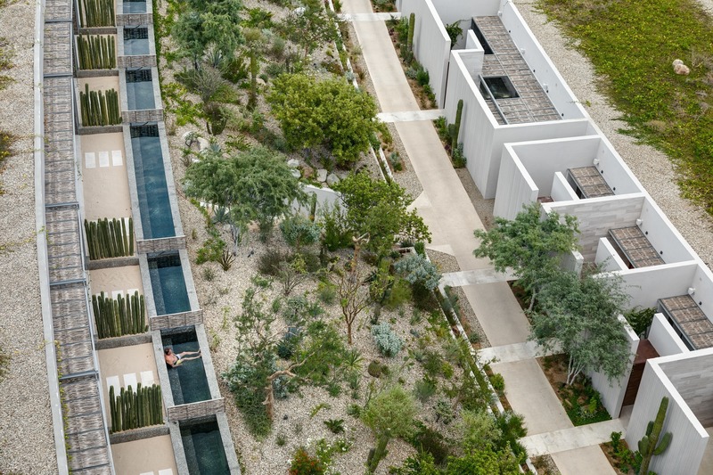 Dossier de presse | 3120-02 - Communiqué de presse | Solaz Los Cabos Hotel - Sordo Madaleno - Architecture commerciale -         <p class="">Aerial View - Terraces</p> - Crédit photo : © Sordo Madaleno Arquitectos, photo by Rafael Gamo