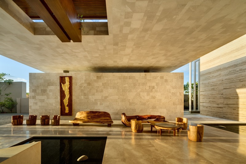 Dossier de presse | 3120-02 - Communiqué de presse | Solaz Los Cabos Hotel - Sordo Madaleno - Architecture commerciale -         <p class="">Hotel’s Lobby at sunset</p> - Crédit photo : © Sordo Madaleno Arquitectos, photo by Rafael Gamo