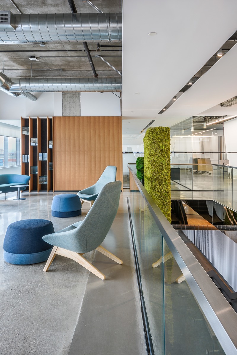 Press kit | 2403-01 - Press release | Telecon across Canada - Imperatori Design - Commercial Interior Design -  Telecon Toronto - Lounge - Photo credit: Ray Van Dusen