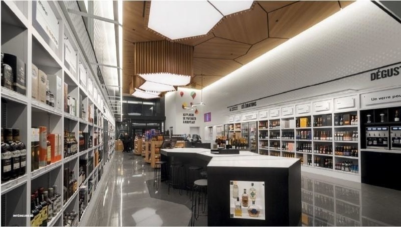 Dossier de presse | 673-22 - Communiqué de presse | Et les lauréats sont ! GRANDS PRIX DU DESIGN 13e édition - Agence PID - Concours -  <p style="">Grand prix espace commercial de 1 600 à 5 400 pi²	</p><p style=""><br>SAQ De La Montagne	<br>Blouin Tardif Architectes / Sid Lee Architecture / SAQ / CS Design	<br></p>  - Crédit photo : Steve Montpetit<br style="">