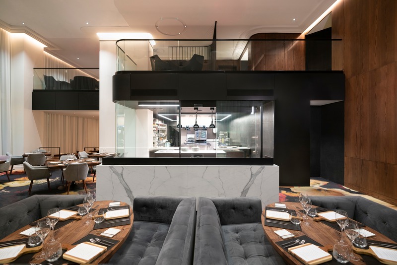 Dossier de presse | 673-22 - Communiqué de presse | Et les lauréats sont ! GRANDS PRIX DU DESIGN 13e édition - Agence PID - Concours - <p style="">Grand prix restaurant de plus de </p><p style="">2 000 pi²	</p><p style=""><br style="">Restaurant Jérôme Ferrer - Europea	<br style="">Provencher_Roy	<br style=""></p> - Crédit photo : Laurent Guerin