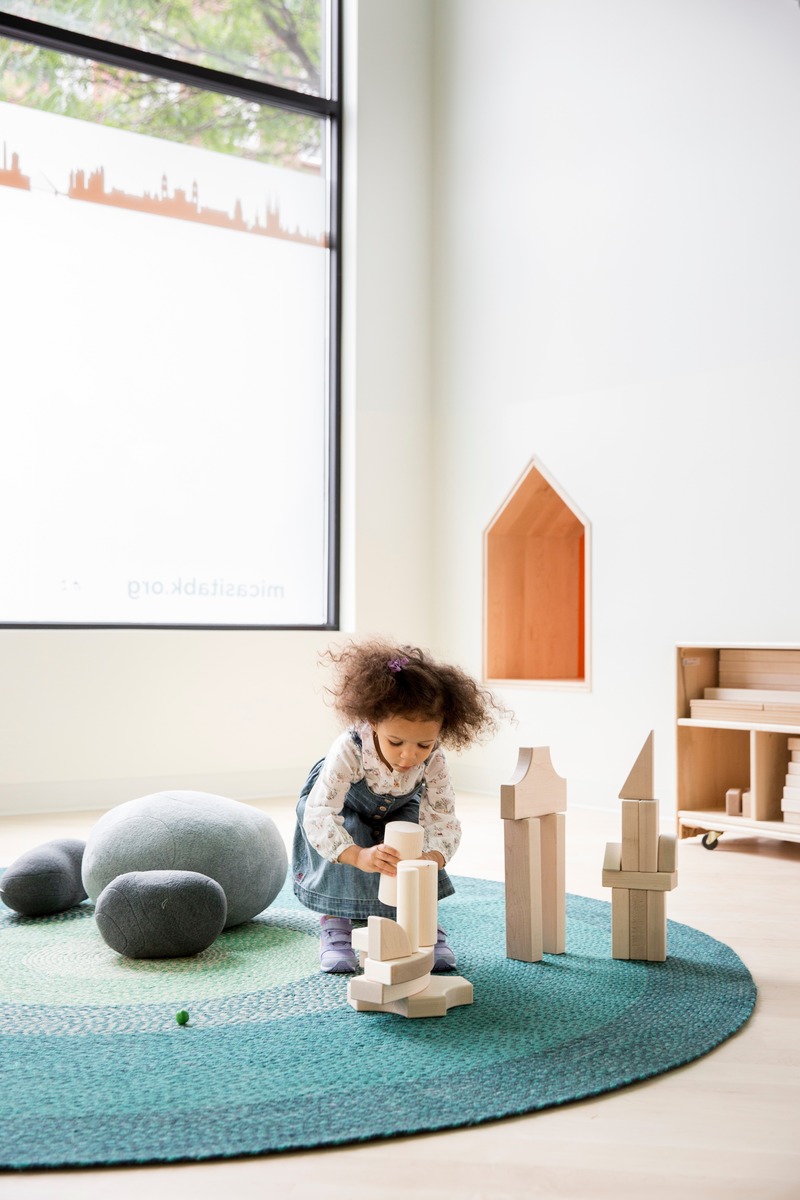 Press kit | 2875-10 - Press release | Mi Casita Preschool and Cultural Center - Barker Architecture Office and 4|Mativ Design Studio - Institutional Architecture - Photo credit: Lesley Unruh