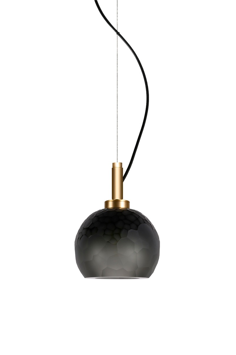 Press kit | 2179-02 - Press release | Luxurious Handcrafted Lighting at its Finest - Atelier Anaka - Lighting Design - Elaine Pendant - Photo credit: <p style="">Daniel Anaka</p>