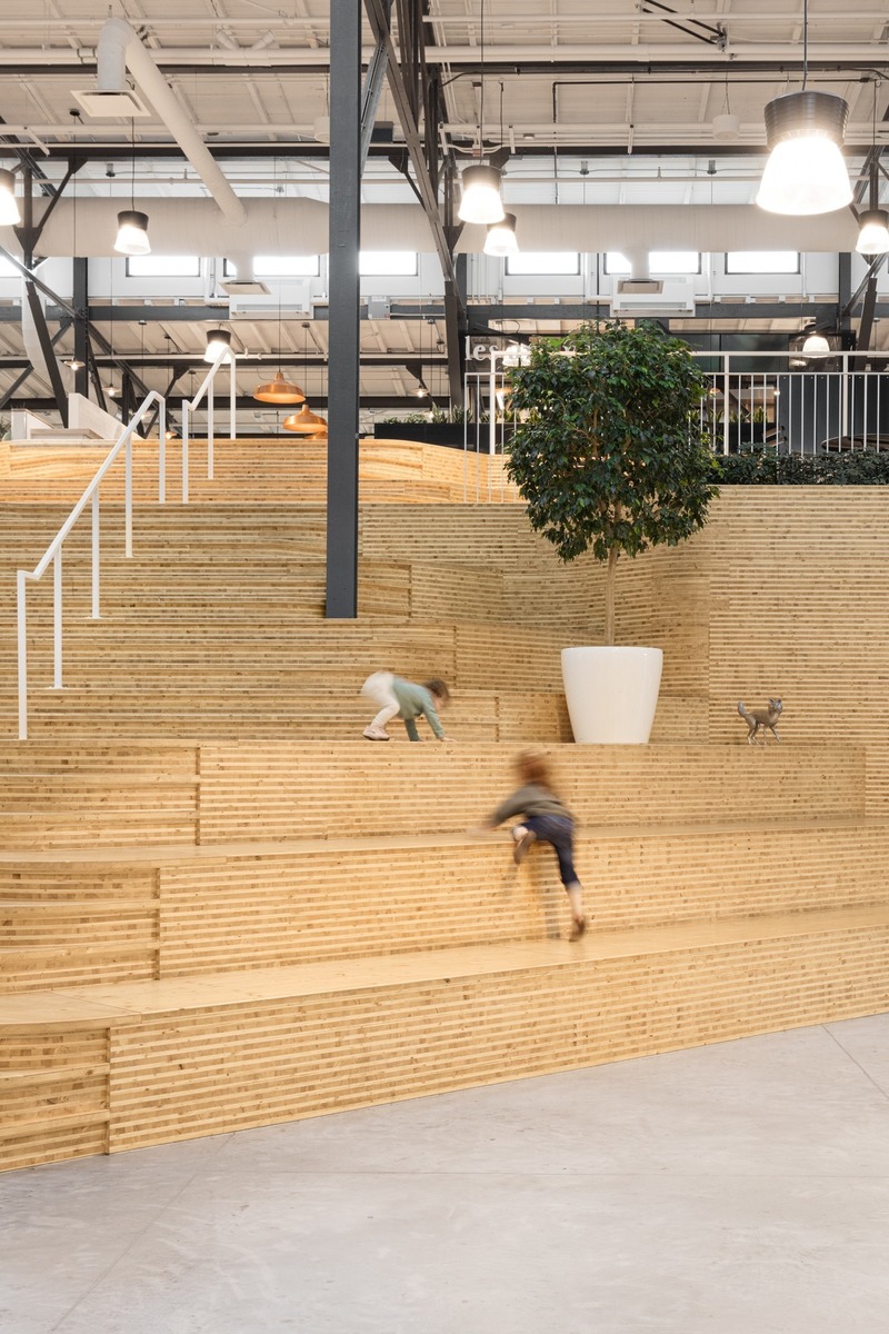 Dossier de presse | 647-06 - Communiqué de presse | Le Grand Marché - Bisson associés + Atelier Pierre Thibault - Architecture commerciale - Crédit photo : Maxime Brouillet