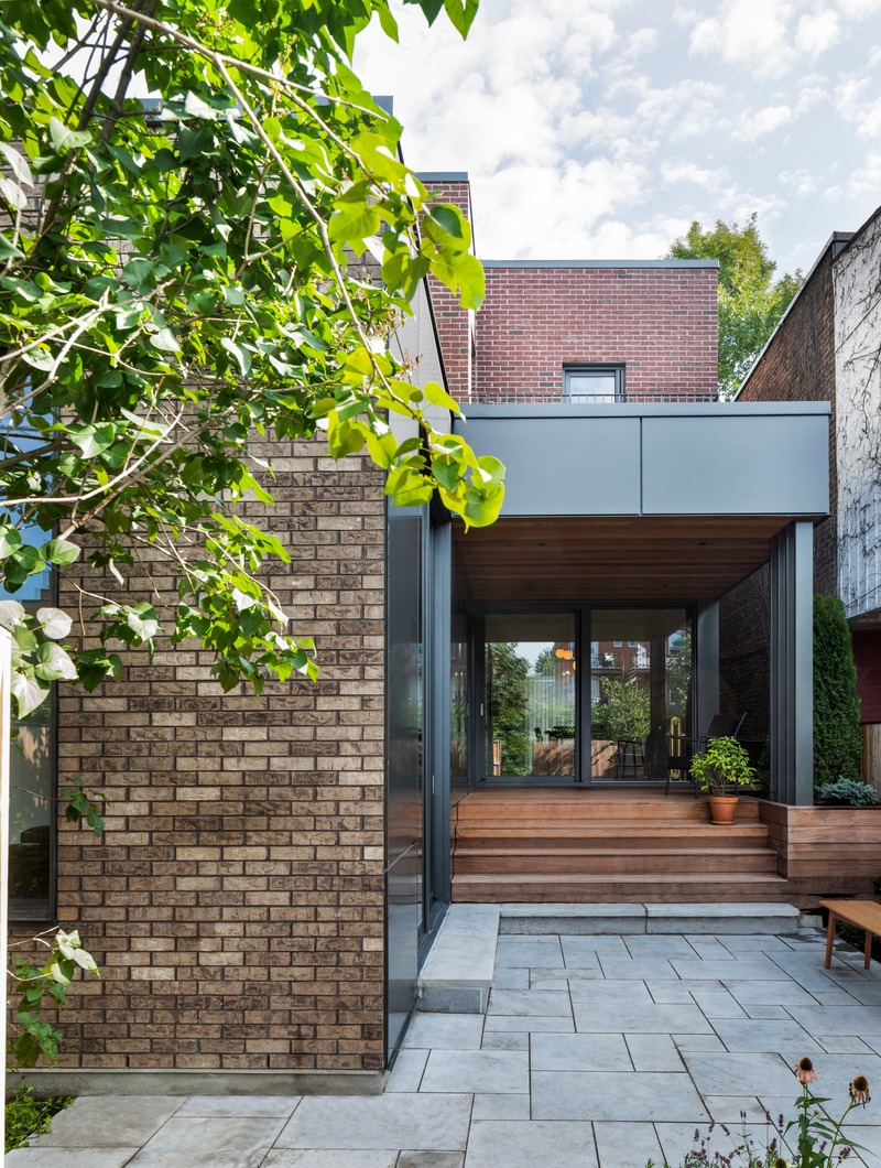 Dossier de presse | 1633-04 - Communiqué de presse | Maison Cartier - Architecture Microclimat - Architecture résidentielle -  Cour arrière et terrasses - Crédit photo :  Adrien Williams 