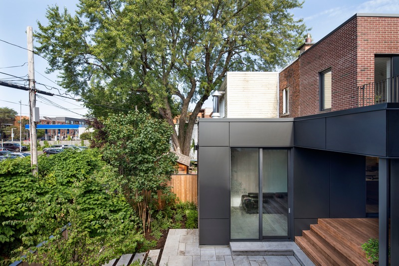 Dossier de presse | 1633-04 - Communiqué de presse | Maison Cartier - Architecture Microclimat - Architecture résidentielle -  Intégration en cour arrière - Crédit photo : Adrien Williams