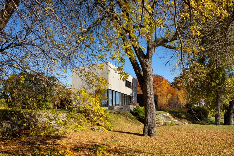 Dossier de presse | 2367-01 - Communiqué de presse | Résidence St-Ignace - Nathalie Thibodeau architecte - Architecture résidentielle - Crédit photo : Maxime Brouillet