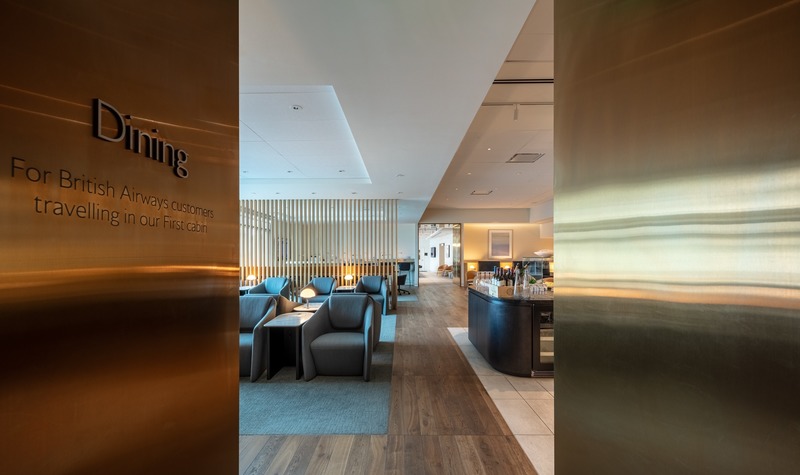 Dossier de presse | 2757-17 - Communiqué de presse | WDA announces new projects at San Francisco international airport - WDA | William Duff Architects - Architecture commerciale -   The boutique Dining Room at the British Airways Lounge at SFO features an entry alcove clad in bronze wall panelling.    - Crédit photo :  Eric Rorer Photography 