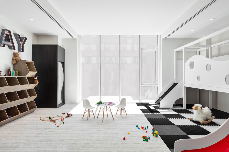 Dossier de presse | 3963-01 - Communiqué de presse | Lemay + Escobar Architecture & ODA unissent leurs talents pour créer Charlie West - Lemay + Escobar Architecture D.P.C. - Design d’intérieur résidentiel -  Salle de jeux pour enfants - Crédit photo : Courtesy Reuveni Real Estate